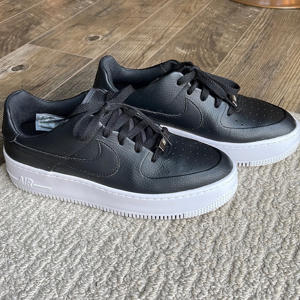 Nike Air Force 1 - Platform